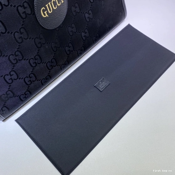 First bag ru bag Off Grid The GUCCI tote 0805